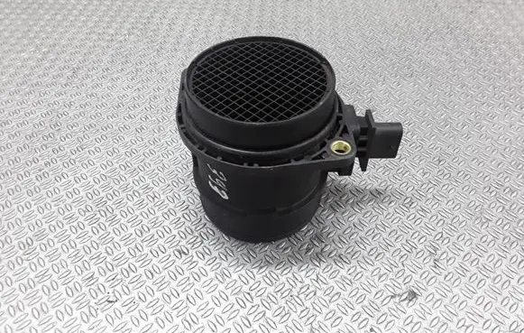 KIA Carens II Mass air flow meter 0281002