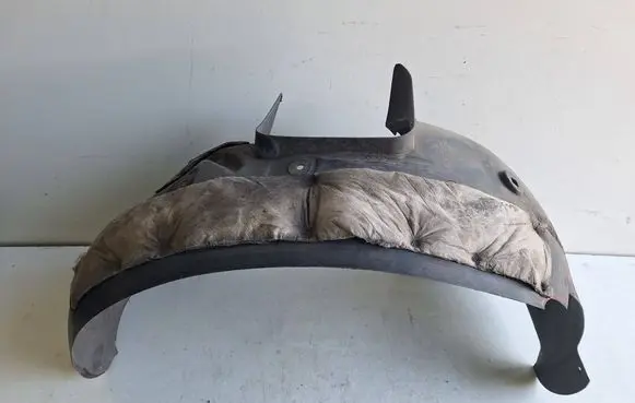 Citroen DS5 Front arch 9800408980