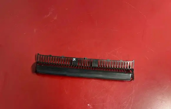 BMW iX Wiper trim