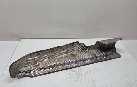 BMW 5 F10 F11 Exhaust heat shield