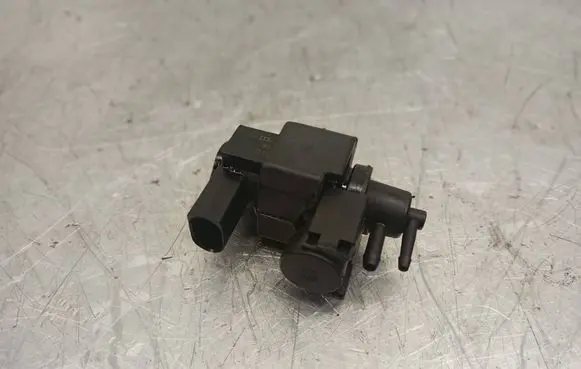 Audi Q7 4L Turbo solenoid valve 059906628B 70101900