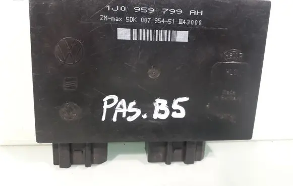 Volkswagen PASSAT B5 Comfort/convenience module 1J0959799AH