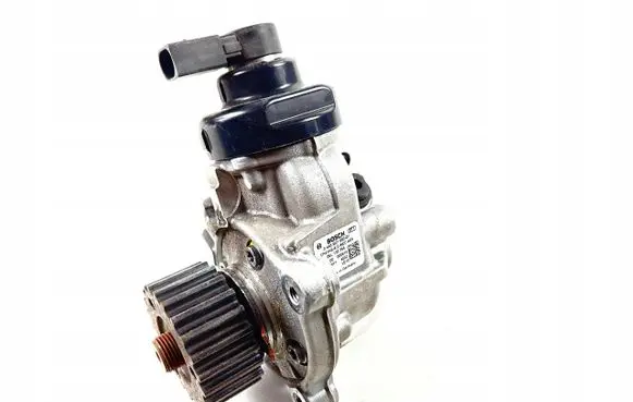 Audi Q5 SQ5 Fuel injection high pressure pump 05L130755