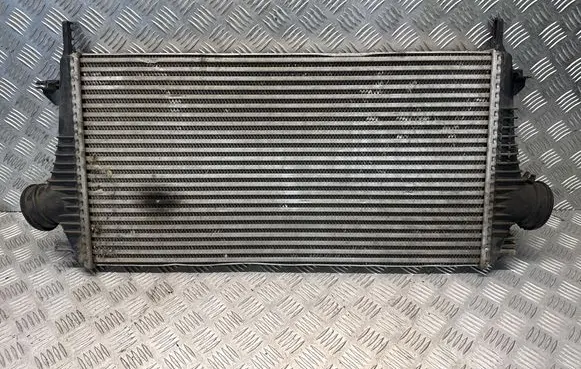 Opel Insignia A Intercooler radiator 13241751