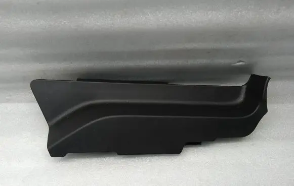 Volvo XC90 Rear seat side bottom trim 39829397 39829395