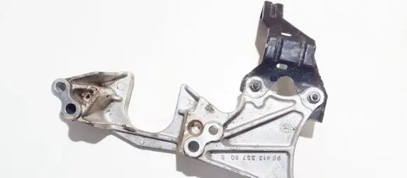 Citroen C5 Engine mounting bracket 9641335780