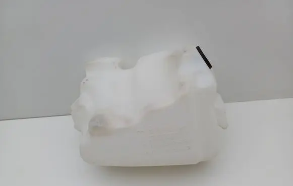 Renault Scenic II - Grand scenic II Windshield washer fluid reservoir/tank 8200104706