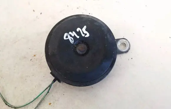 Toyota Avensis T250 Horn signal e1000208