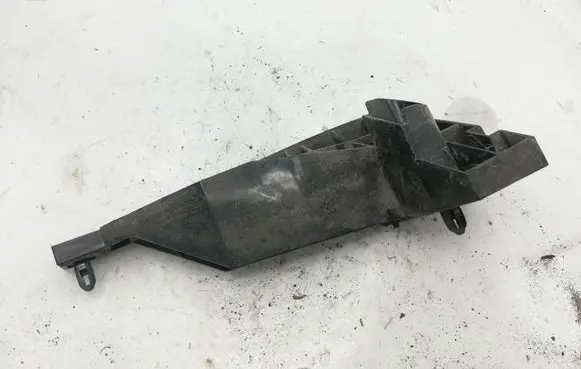 Suzuki Grand Vitara II Rear bumper mounting bracket NOCODE