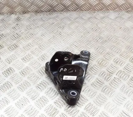 Tesla Model Y Engine mounting bracket 111023200C
