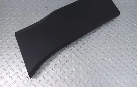 (B) pillar trim (bottom)