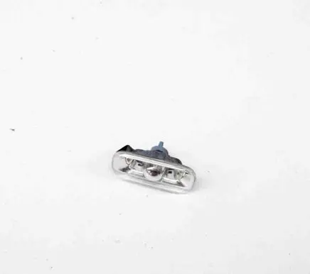 Audi A4 S4 B6 8E 8H Front fender indicator light 8E0949127