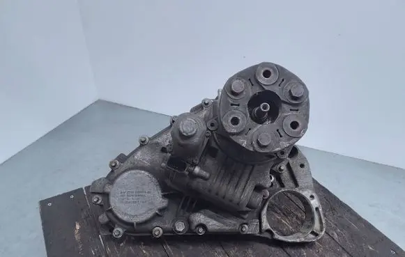 BMW X5 E53 Gearbox transfer box case 7526279 5143544
