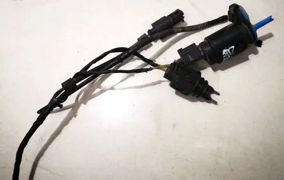 Seat Alhambra (Mk1) Windscreen/windshield washer pump 1198500600