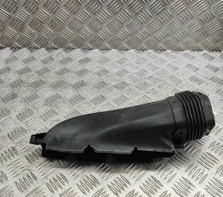 Audi A7 S7 4G Air intake duct part 4G0129624D