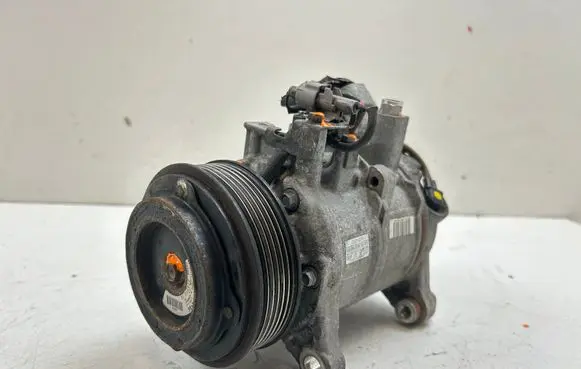 BMW 3 F30 F35 F31 Air conditioning (A/C) compressor (pump) 9223694
