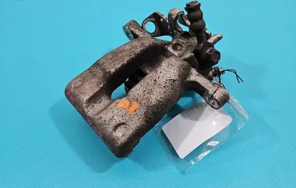 Rear brake caliper