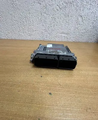 BMW 7 E65 E66 Engine control unit/module 0281013500 F5948 7803369