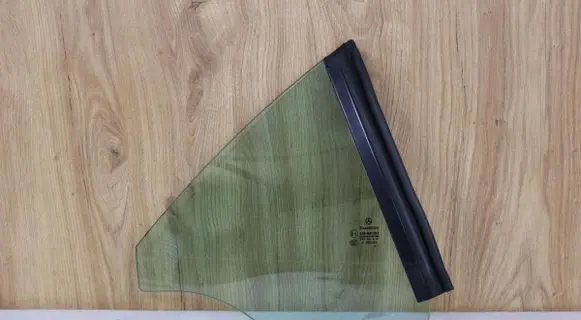 Mercedes-Benz SLK R172 Rear side window 1726700210 A1726700210