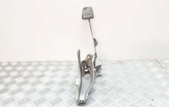 Clutch pedal