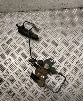 Clutch slave cylinder