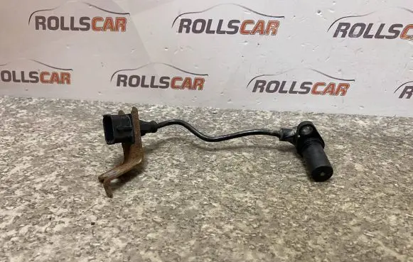 Honda CR-V Crankshaft position sensor 0281002659