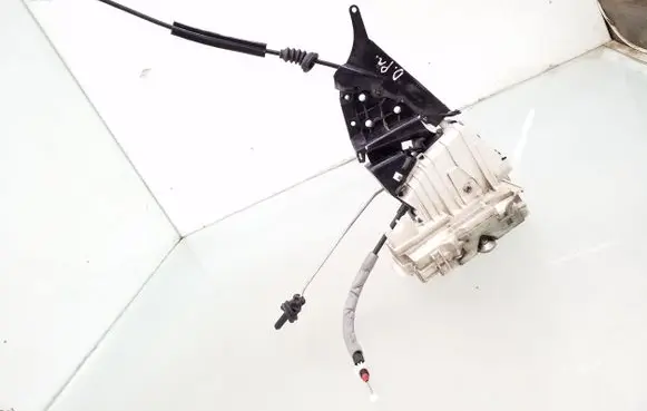 Mercedes-Benz B W245 Front door lock 1697202835 A1697600004