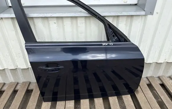 BMW X3 E83 Front door