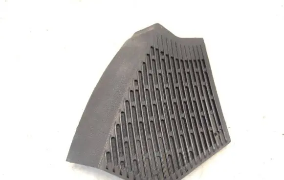 Mercedes-Benz W123 Side speaker trim/cover 