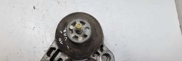 Ford Focus Engine mount bracket 98AB6038