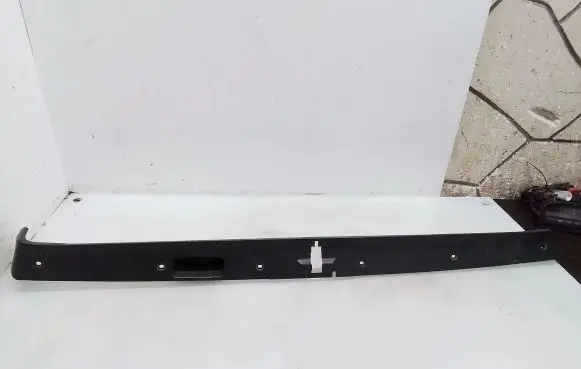 Mercedes-Benz E W210 Tailgate/boot lid lock trim 2107470087