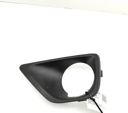 BMW X2 F39 Front fog light trim/grill 7435124