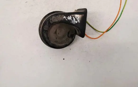 Peugeot 607 Horn signal e9011157