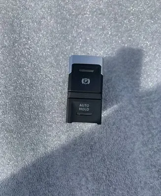 Volkswagen Tiguan Hand brake release handle 5NA927225B