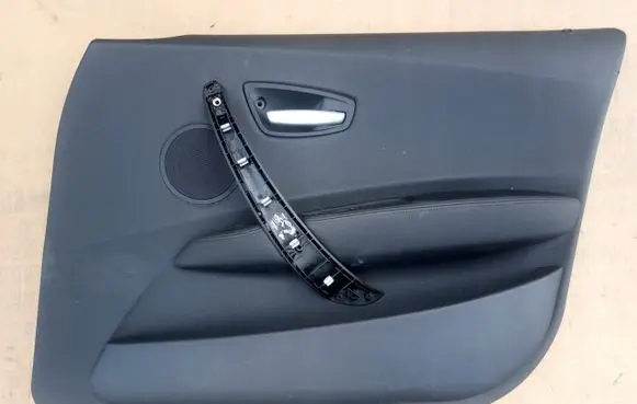 BMW 1 E81 E87 Front door card panel trim 7133298