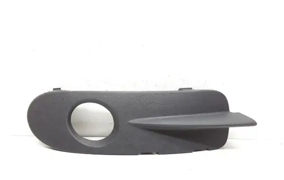 Volvo C70 Front fog light trim/grill 09466545