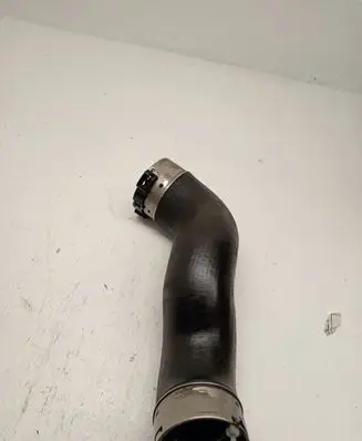 BMW 5 F10 F11 Intercooler hose/pipe 5640808706