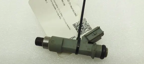 Toyota Aygo AB40 Fuel injector 2325000030