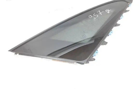 Mercedes-Benz CLA C118 X118 Rear side window A1186700700