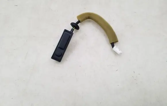Nissan Juke II F16 Tailgate opening switch 