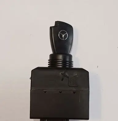 Mercedes-Benz CLK A209 C209 Ignition lock 2095452308