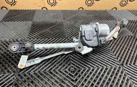 Alfa Romeo Stelvio Front wiper linkage and motor 3397021936