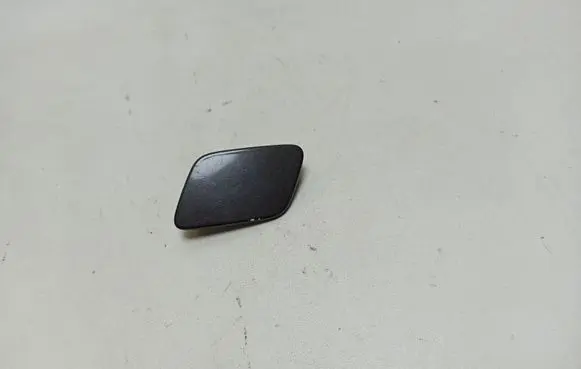 Headlight washer spray nozzle cap/cover