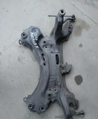 Toyota Avensis T270 Front subframe