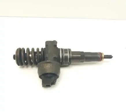 Skoda Octavia Mk2 (1Z) Fuel injector 0414720312