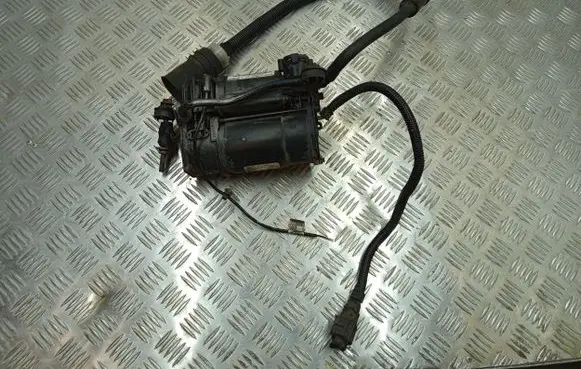 Audi A8 S8 D3 4E Air suspension compressor/pump 15155000212