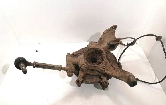 Audi A6 S6 C4 4A Rear wheel hub