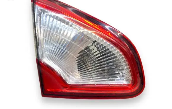 Nissan Qashqai+2 Tailgate rear/tail lights 0008 89503189