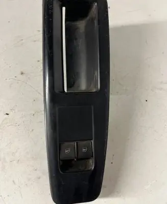 Volkswagen Polo IV 9N3 Electric window control switch 6Q1867171E