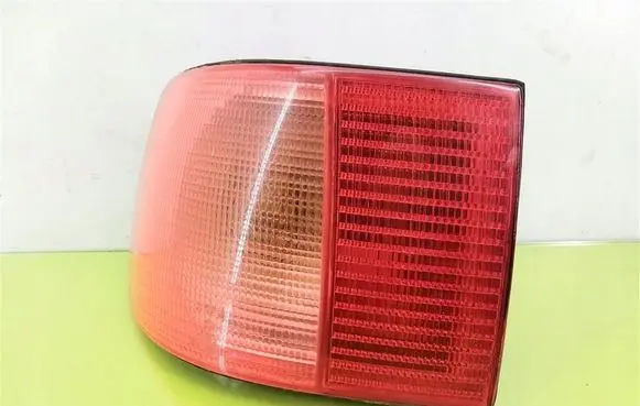 Audi A8 S8 D2 4D Rear/tail lights 4D0945095